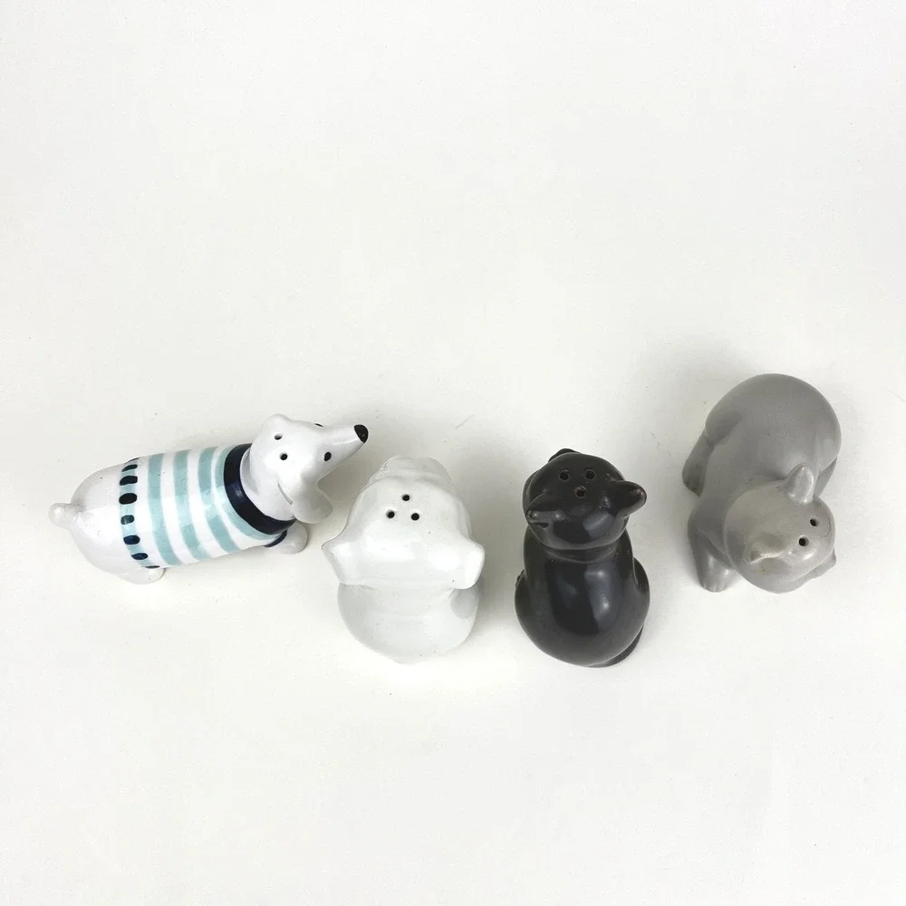 Ceramic Dog and Cat Salt and Pepper Shaker Set Cute Animal Kitchen Decor